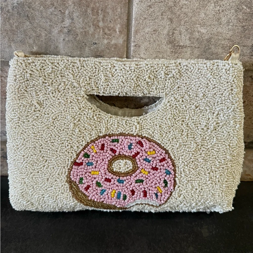 VIRAL Beaded Donut Design Clutch/crossbody - Picture 1 of 6